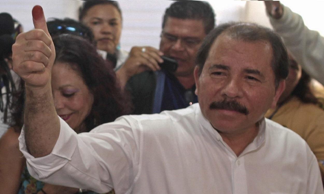 El presidente de Nicaragua, Daniel Ortega, tras votar en las elecciones generales. EP