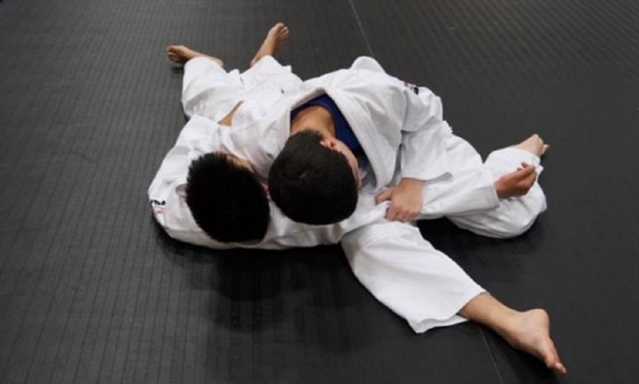 Niños practicando judo. EP