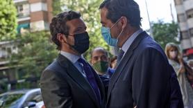 El líder del PP, Pablo Casado, y el presidente de la CEOE, Antonio Garamendi, en una imagen de archivo. Fuente: Europa Press.