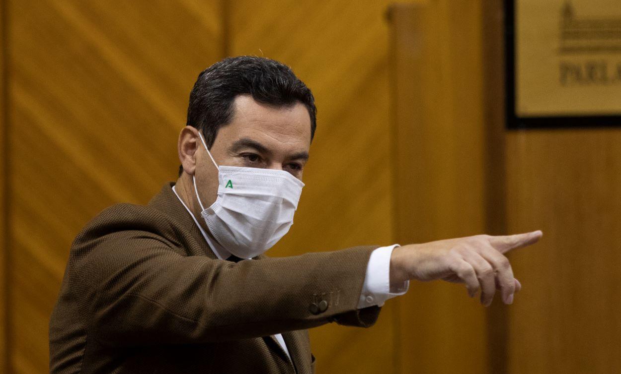 "Y separó las tinieblas de la luz y a las tinieblas las llamó PSOE y a la luz la llamó PP".. MARÍA JOSÉ LÓPEZ EP