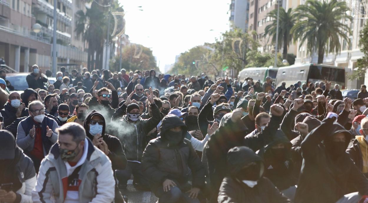 Cuarto día de la huelga del metal en Cádiz tras un nuevo fracaso de la ...