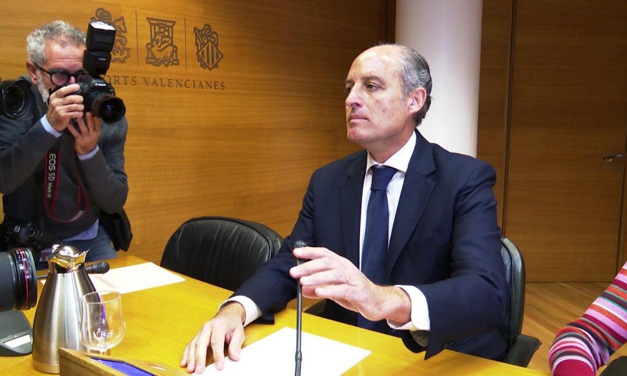 El expresidente de la Generalitat Valenciana Francisco Camps comparece por el Caso Taula en las Cortes Valencianas. EP.