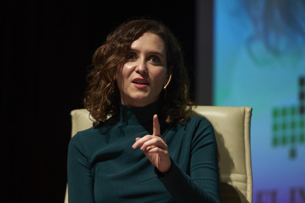 La presidenta de la Comunidad de Madrid, Isabel Díaz Ayuso, durante la charla coloquio de El Independiente