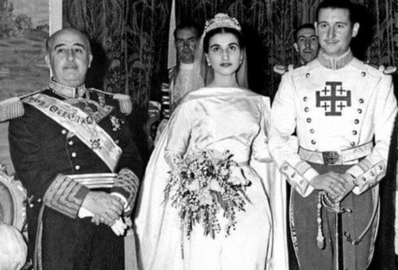 Boda de la hija de Franco, Carmen Franco Polo, con Cristóbal Martínez-Bordiú.