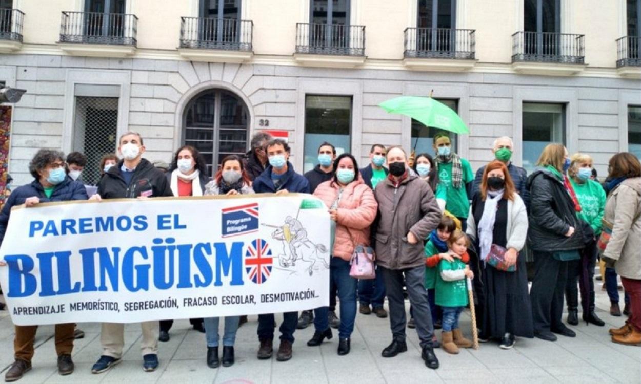 Manifestación en Madrid contra la educación bilingüe. Twitter