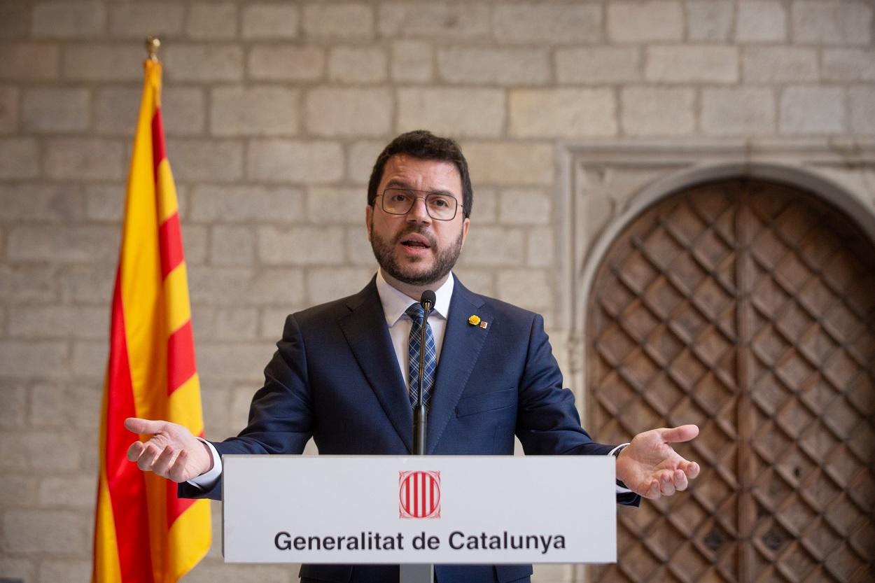 El presidente de la Generalitat, Pere Aragonès, en una rueda de prensa en el Palau de la Generalitat. Fuente: Europa Press.