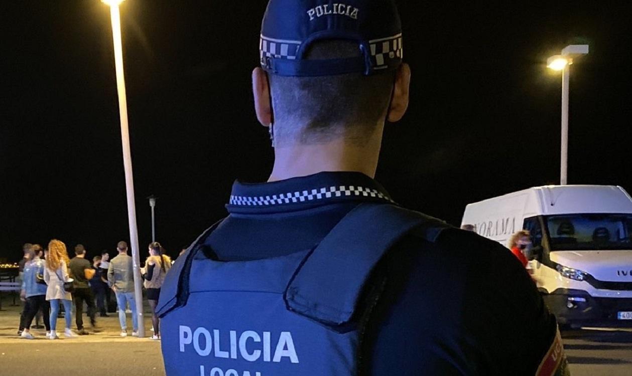Un agente de la Policía Local de Valencia. EP