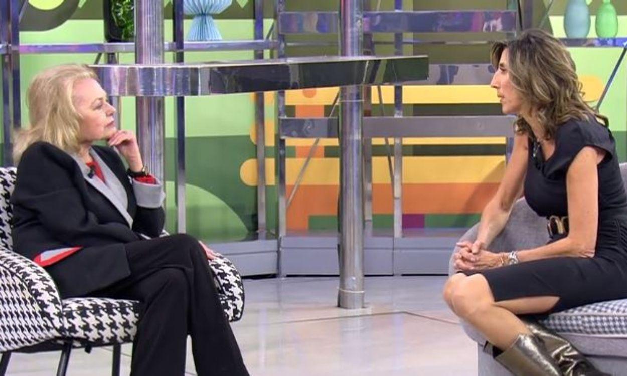 Paz Padilla entrevista a Mayra Gómez Kemp en Sálvame.