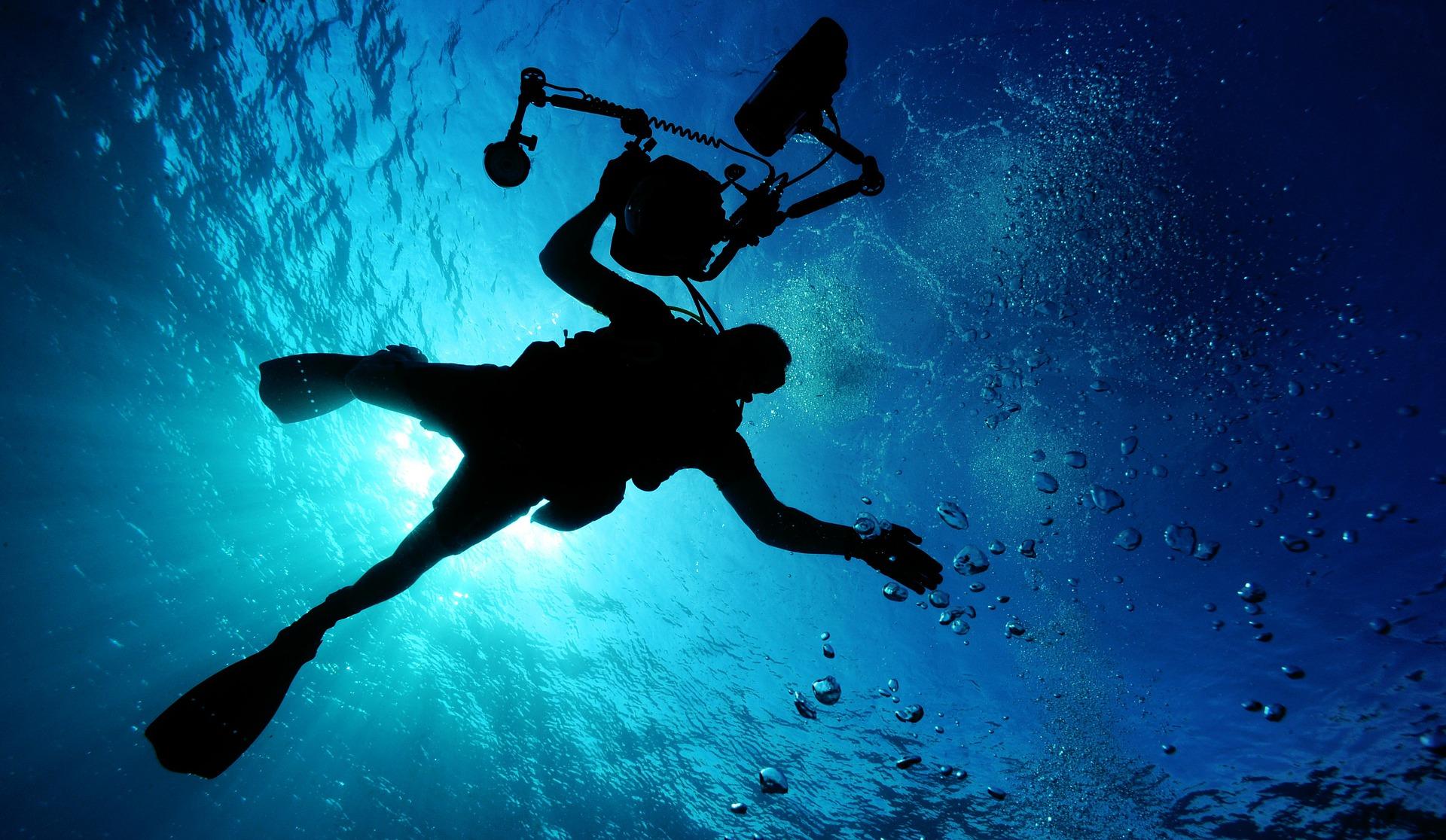 imágenes de un robot submarino. Pixabay