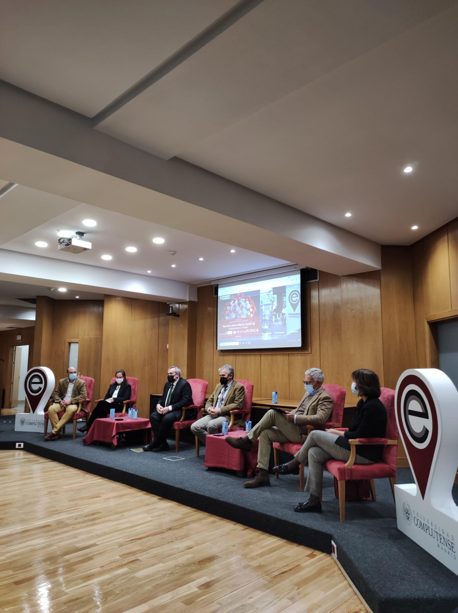 Acto de 'Encuentros Complutense' en Facultad de Medicina de la UCM. Fuente propia.