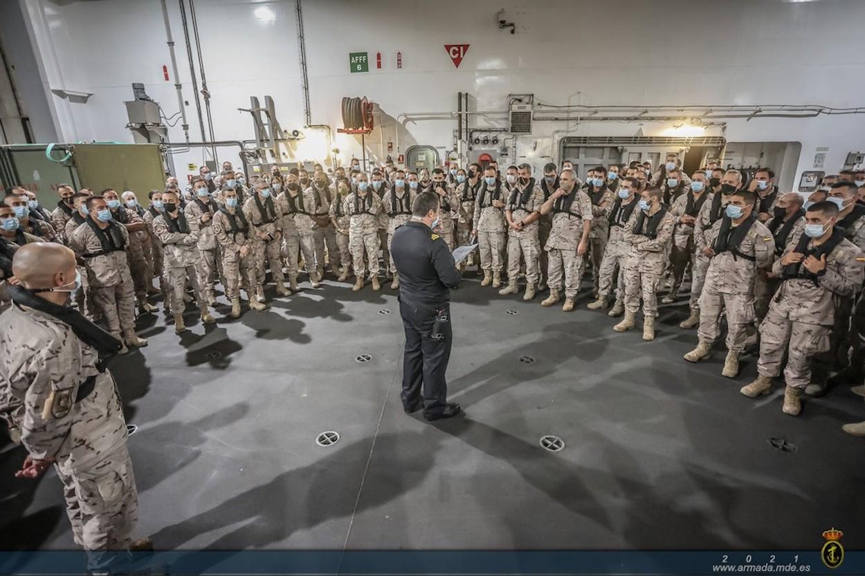 Militares de la Armada en una imagen de archivo. EP
