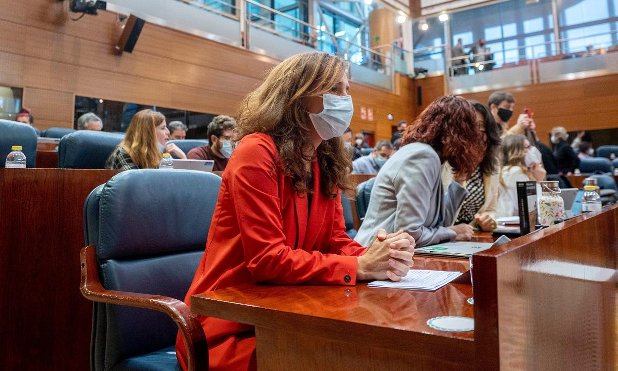 La portavoz de Más Madrid, Mónica García, en un pleno de la Asamblea de Madrid. EP