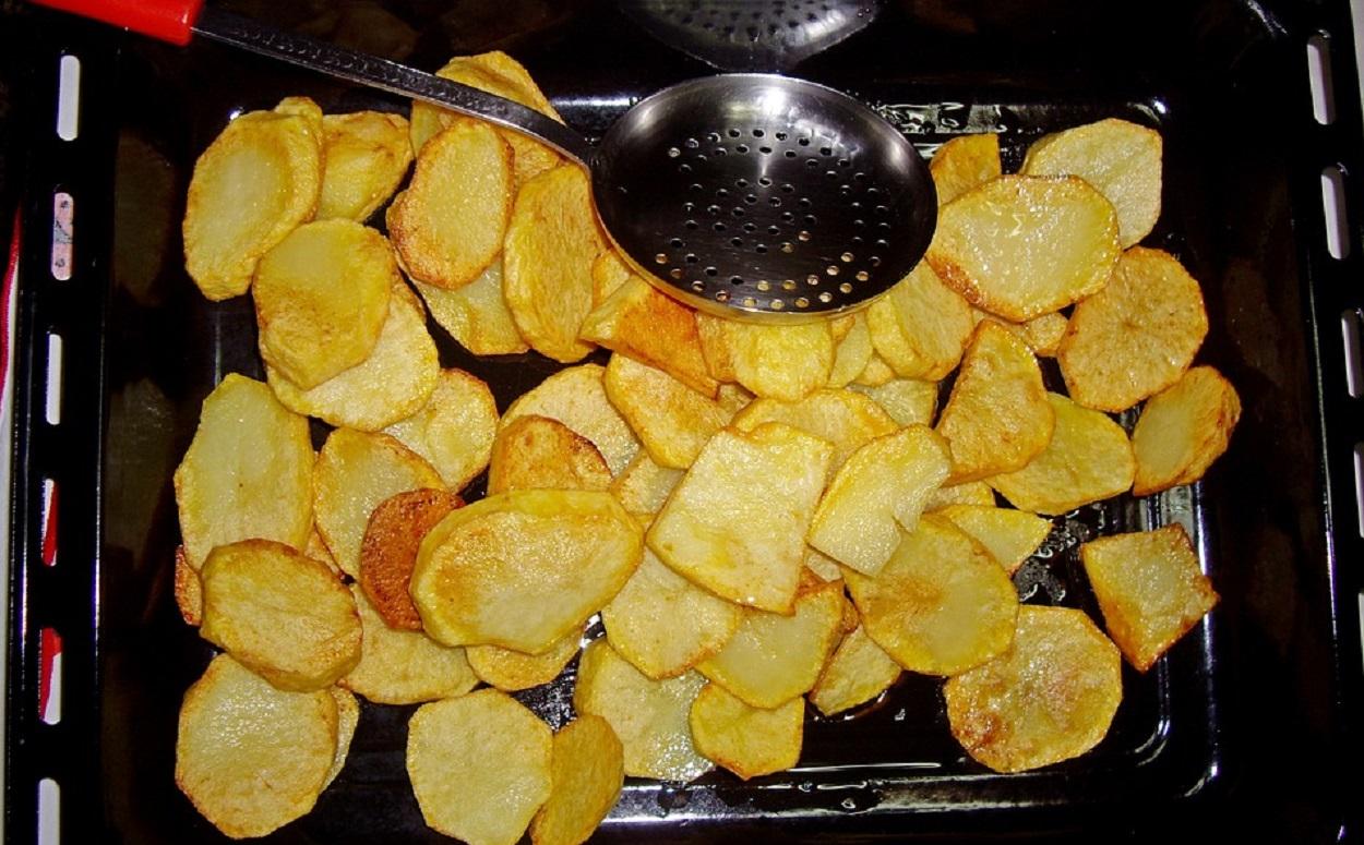 Patatas fritas hechas al horno. Pixabay
