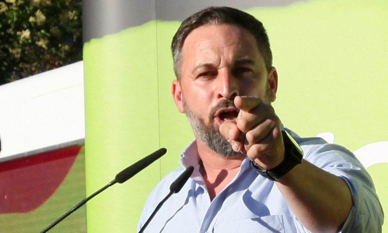 El presidente de Vox, Santiago Abascal, durante un acto electoral del partido en Irún, Guipúzcoa, a 27 de junio de 2020