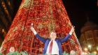 El alcalde de Vigo, Abel Caballero, durante el encendido de las luces navideñas, a 20 de noviembre de 2021, en Vigo, Pontevedra, Galicia (España).