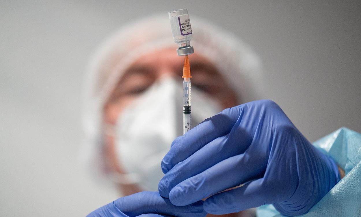 Sólo el 65,1% de los que se vacunaron con Janssen tienen puesta la segunda dosis