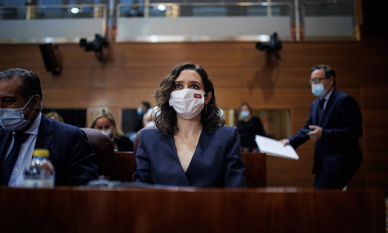 La presidenta de la Comunidad de Madrid, Isabel Diaz Ayuso, en una sesión plenaria en la Asamblea de Madrid. EP