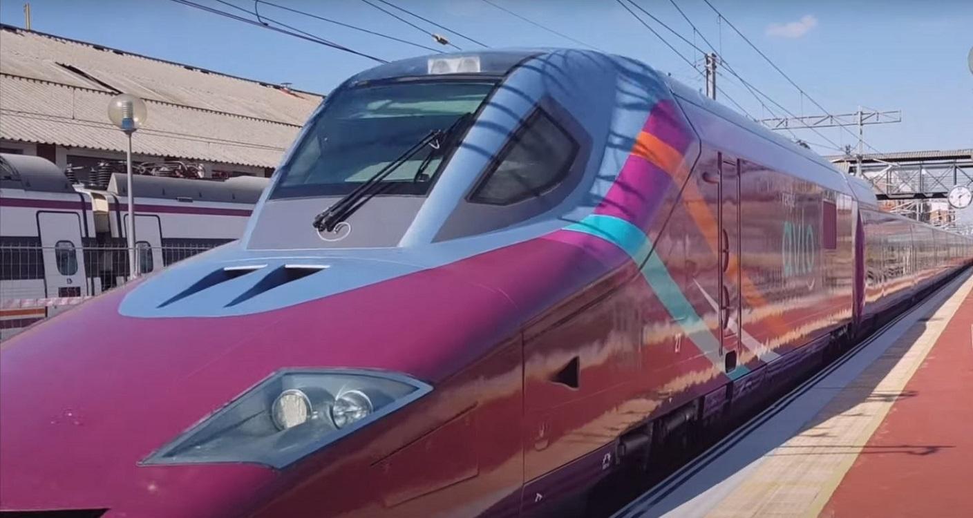 Uno de los trenes Avlo, el 'low cost' de Renfe. Europa Press