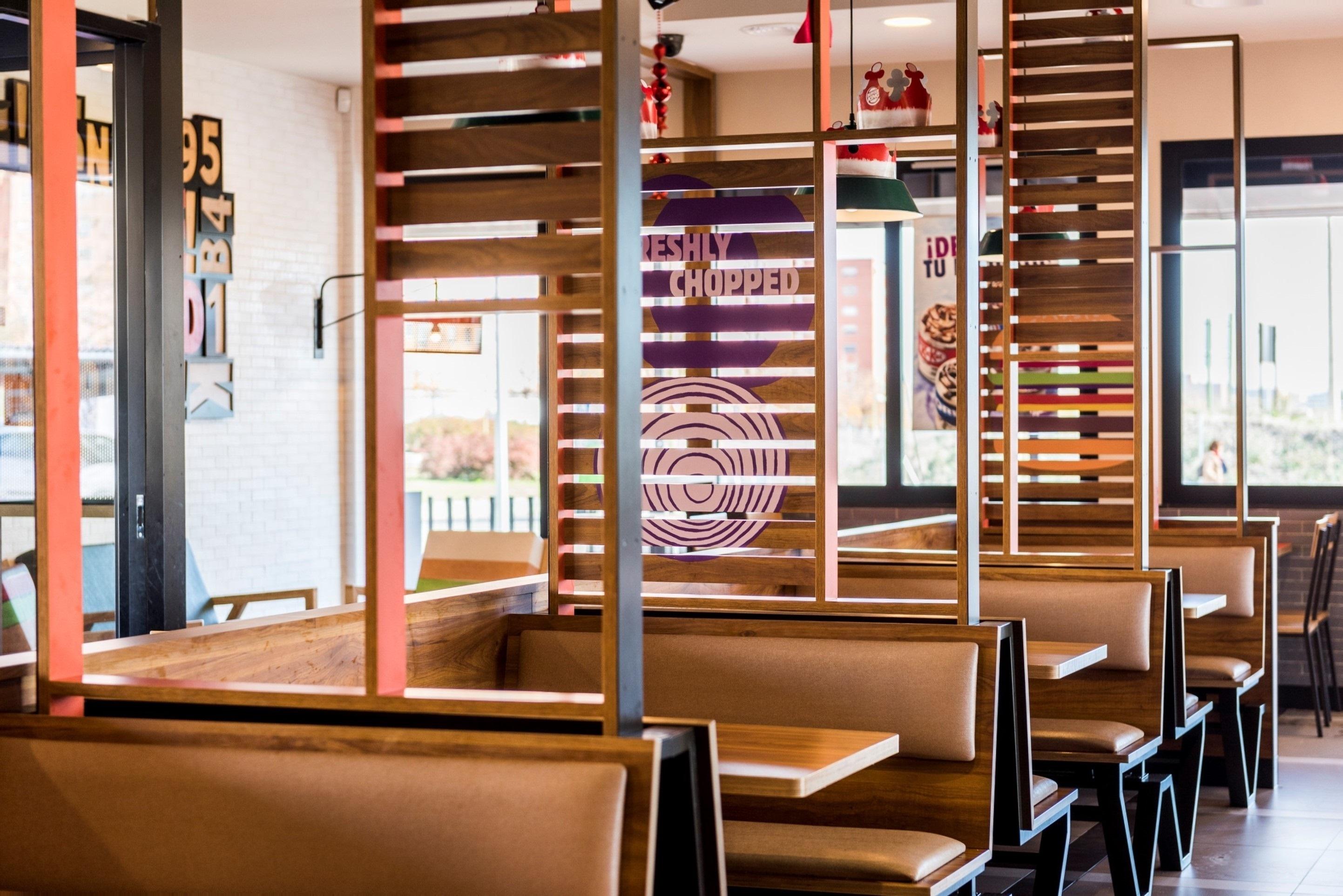 Imagen del nuevo restaurante de Burguer King inaugurado en Granada