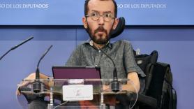 El portavoz de Unidas Podemos, Pablo Echenique, en una rueda de prensa