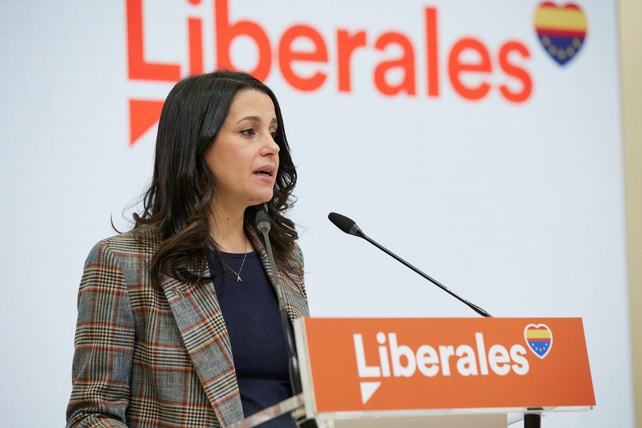 La líder de Cs, Inés Arrimadas, comparece tras una reunión del Comité Permanente del partido. Fuente: Europa Press.