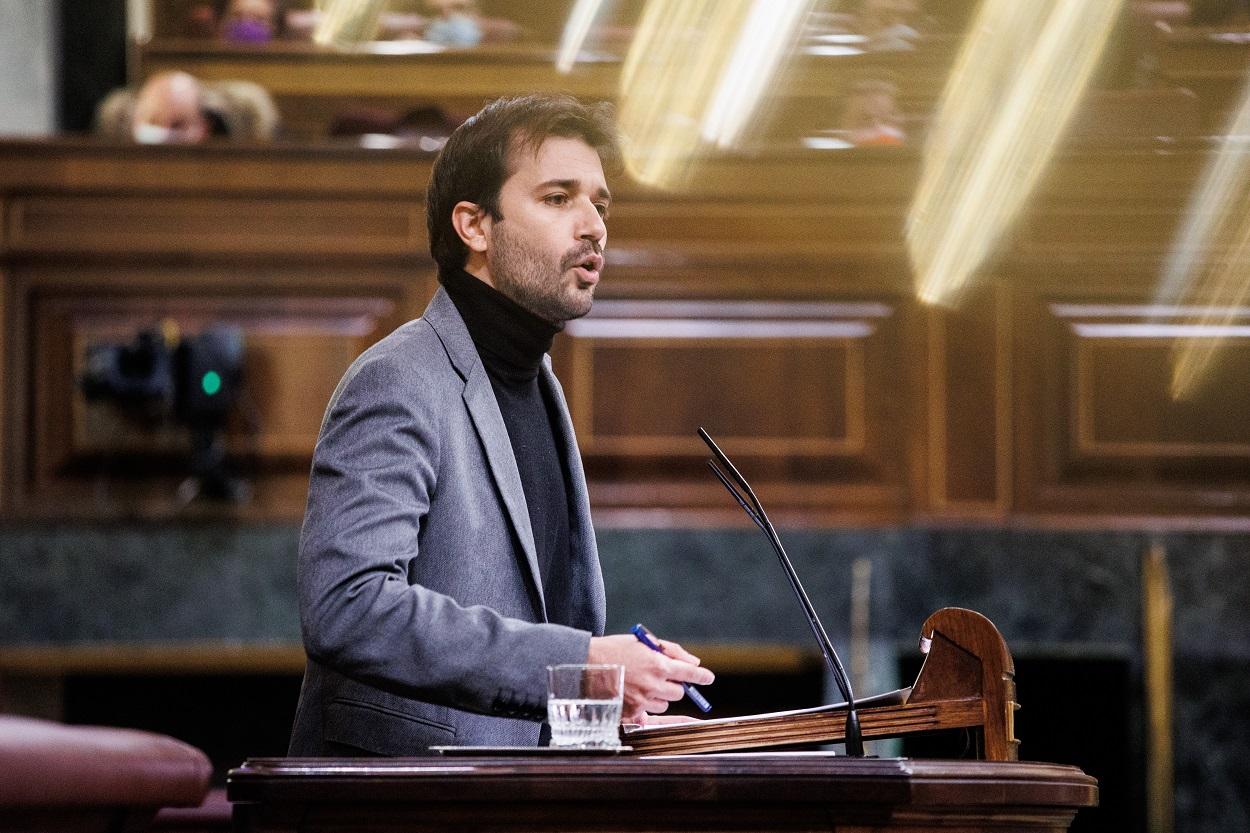 El secretario tercero de la Mesa del Congreso y diputado de Unidas Podemos, Javier Sánchez Serna. Fuente: Europa Press.