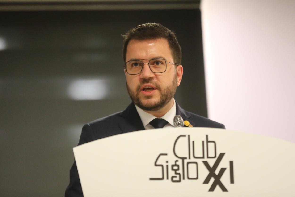 El presidente de la Generalitat de Cataluña, Pere Aragonès, en el Club Siglo XXI. EP