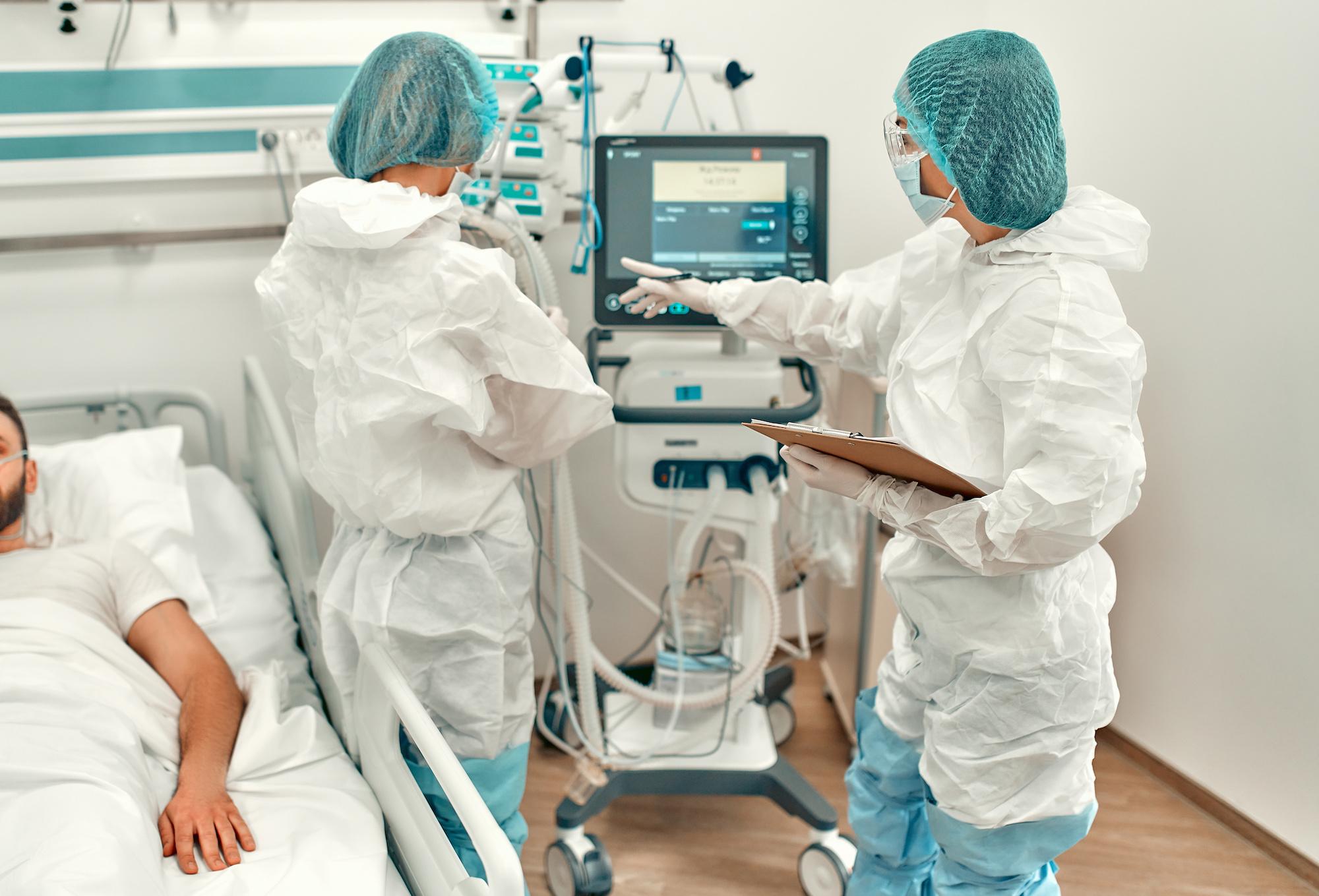Las UCRI son unidades de cuidados intensivos entre UCI y hospitalización en planta 