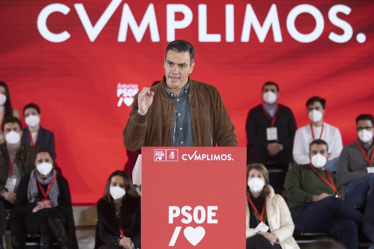 Pedro Sánchez interviene en un acto en Gijón. Fuente: Europa Press.