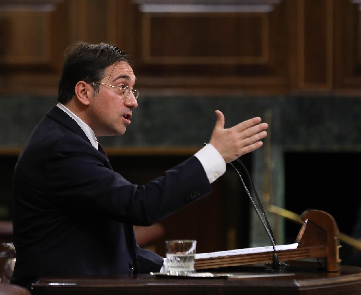 El ministro de Asuntos Exteriores, Unión Europea y Cooperación, José Manuel Albares, interviene en el pleno en el Congreso de los Diputados. Fuente: Europa Press.