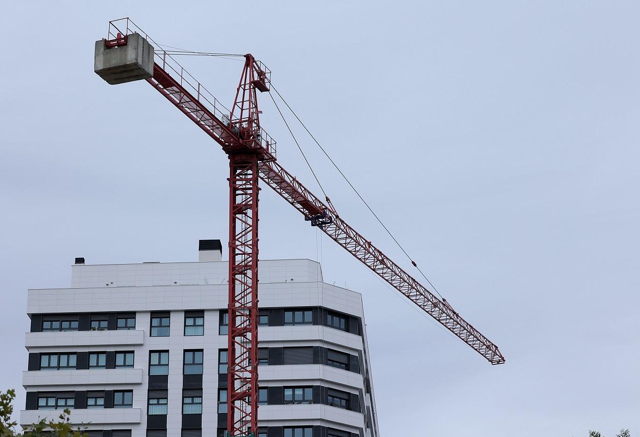 Edificio de viviendas en construcción en Madrid. Europa Press