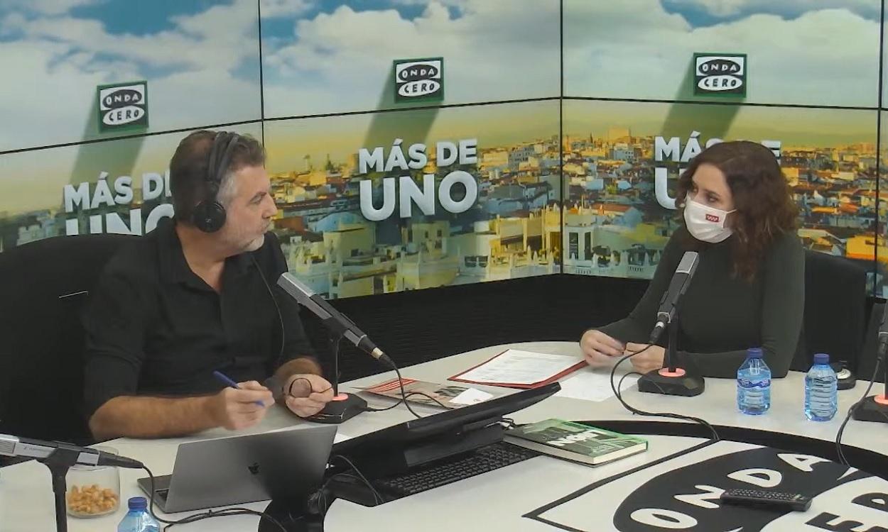 Isabel Díaz Ayuso durante su entrevista en 'Más de uno'.