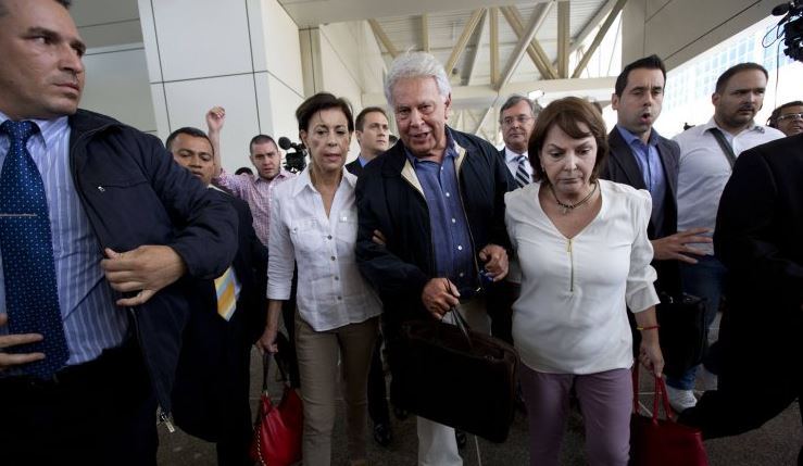 Felipe González califica a Leopoldo López de "preso político de Maduro"