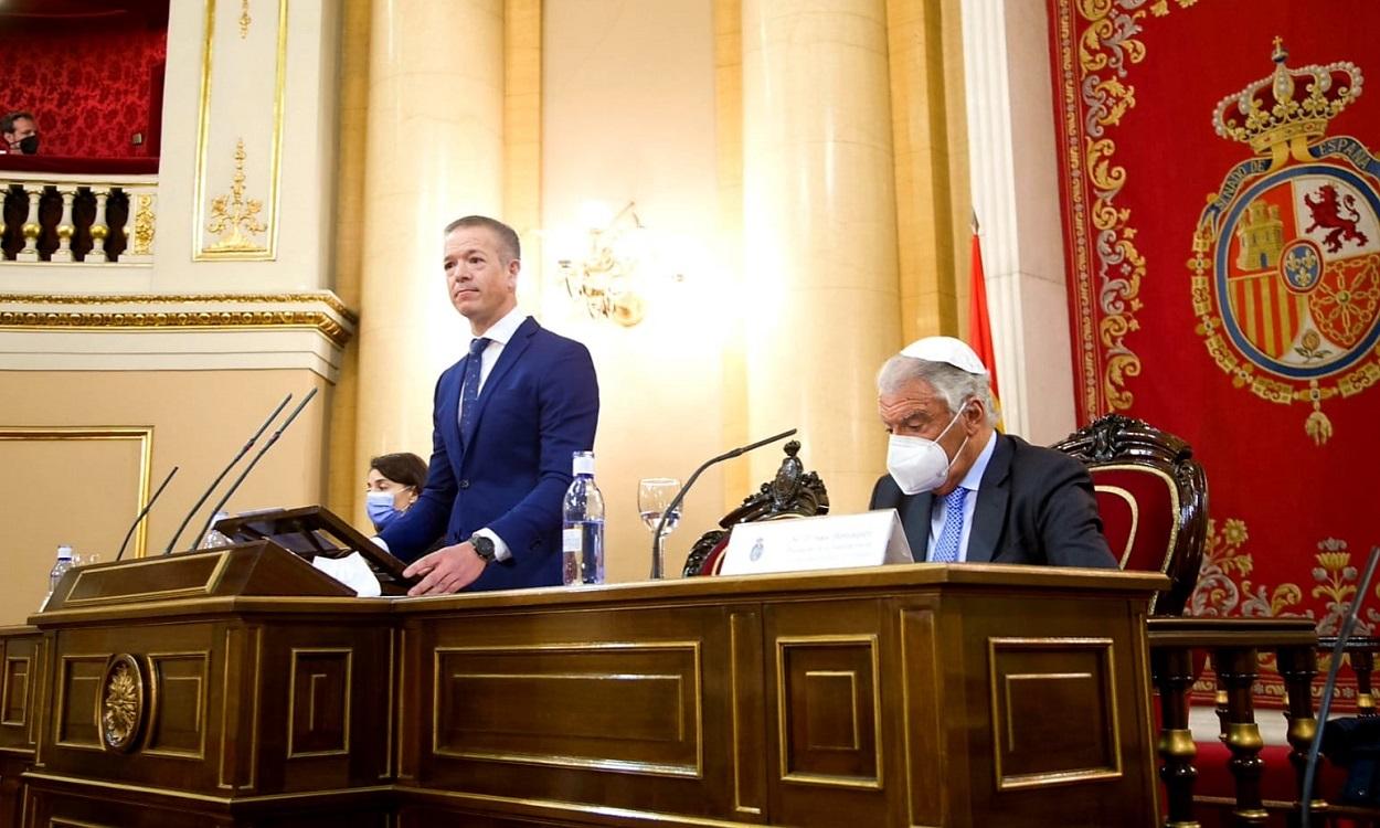 El presidente del Senado, Ander Gil.