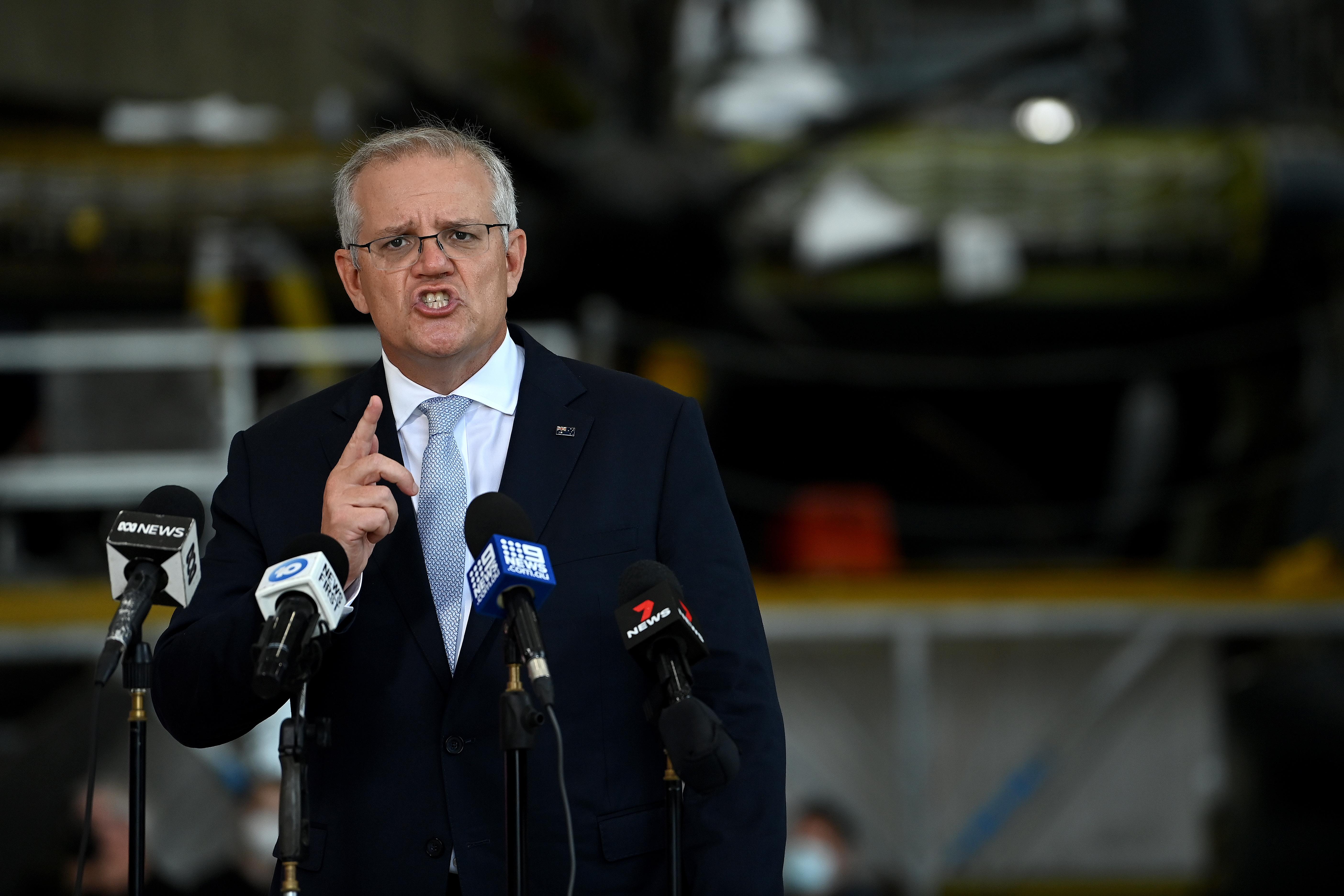 El primer ministro de Australia, Scott Morrison, durante una visita a una base militar.