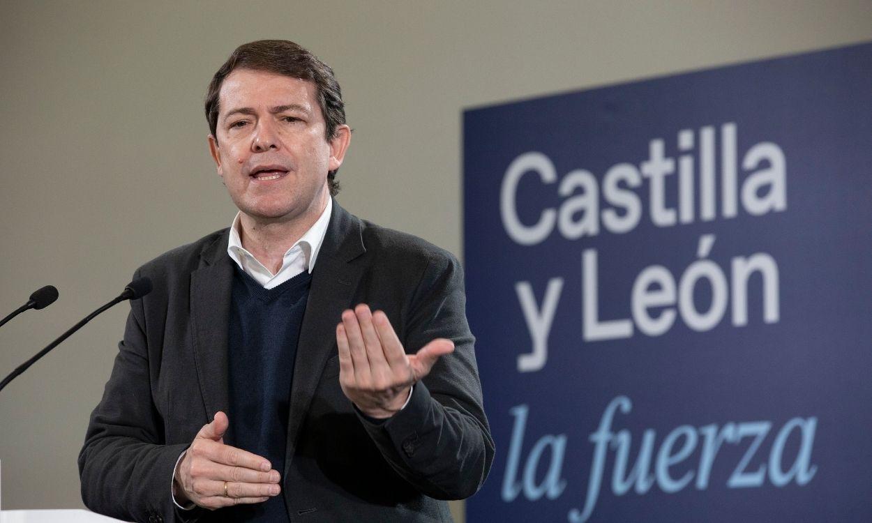 El presidente de la Junta de Castilla y León, Alfonso Fernández Mañueco, en un mitin en Ávila. Europa Press.