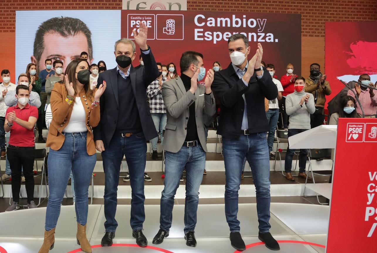 Zapatero y Sánchez arropan a Tudanca en León