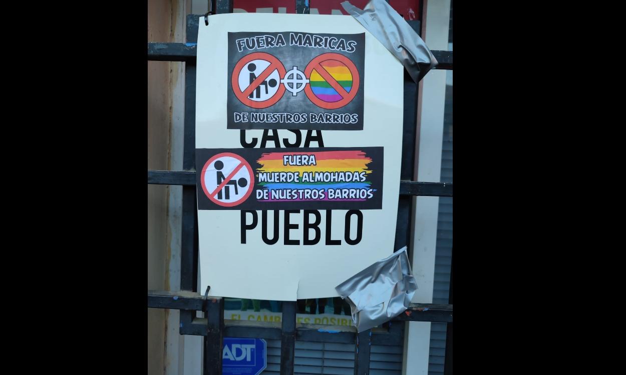Cartel homófobo en El Escorial. Fuente: Twitter.