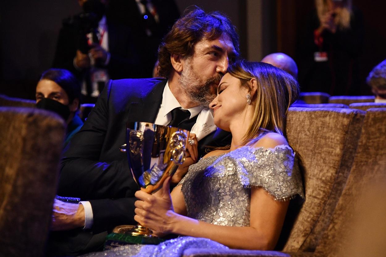 Javier Bardem y Penélope Cruz en la 78ª edición del Festival Internacional de Cine de Venecia. Fuente: Europa Press.