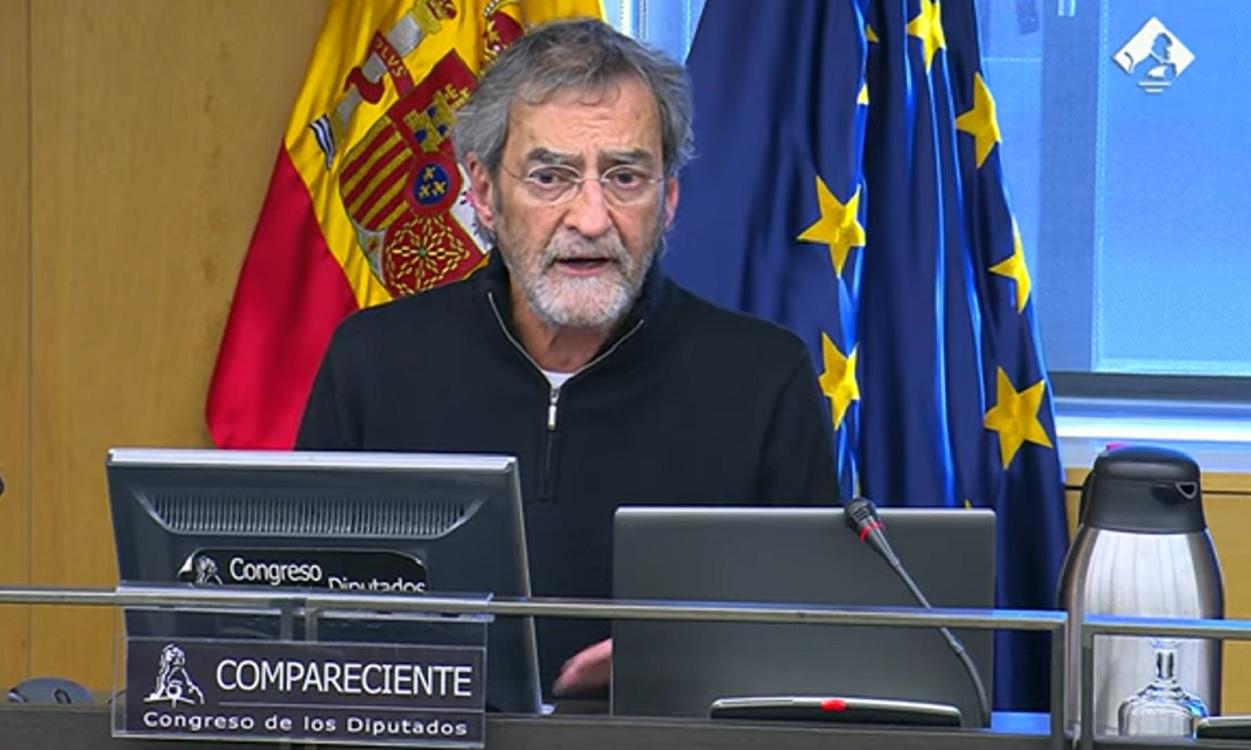 El profesor Joan Ramon Laporte Roselló en la comisión de investigación en el Congreso sobre vacunación covid