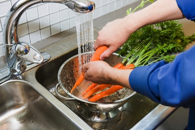 Limpiar, separar, cocinar y enfriar para prevenir enfermedades