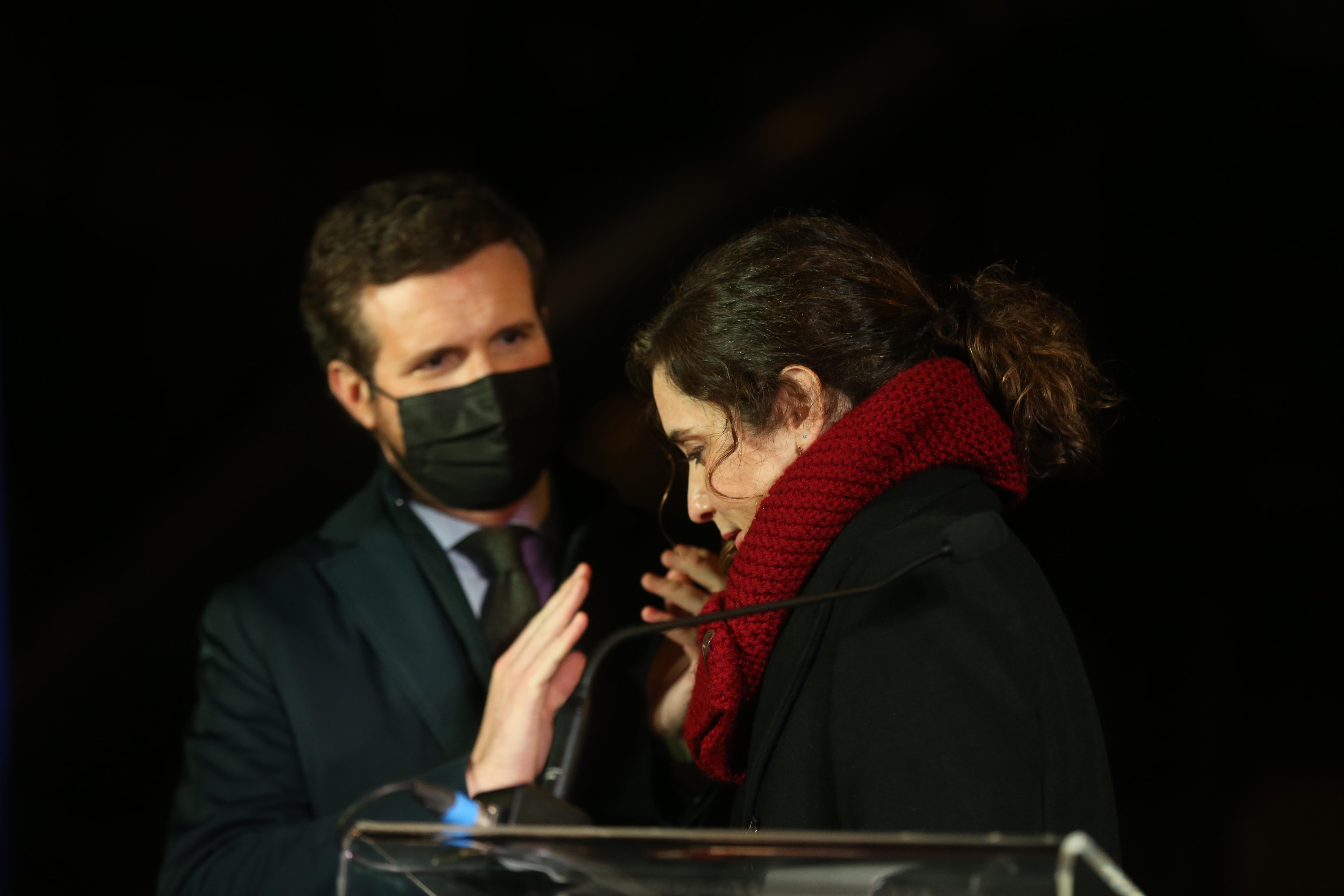 La presidenta de la Comunidad de Madrid, Isabel Díaz Ayuso, y el presidente del Partido Popular, Pablo Casado