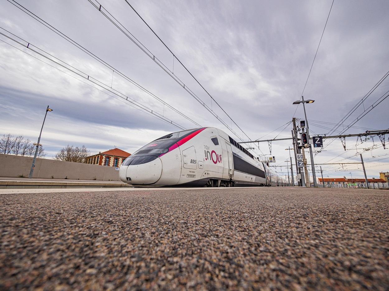 Uno de los trenes de la cooperación Renfe-SNCF. Europa Press