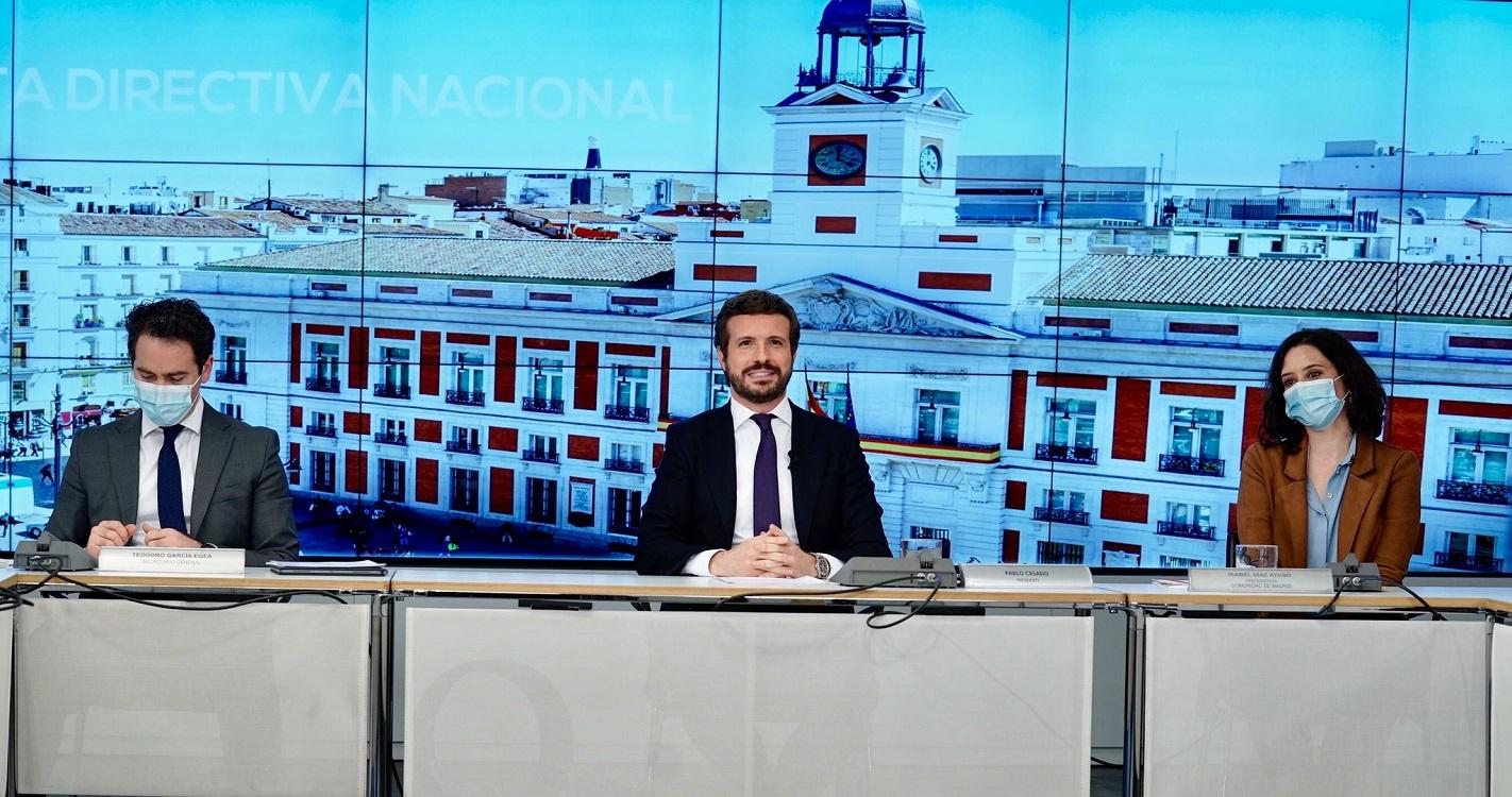 Teodoro García Egea, Pablo Casado e Isabel Díaz Ayuso, en una imagen de archivo. Fuente: Europa Press.