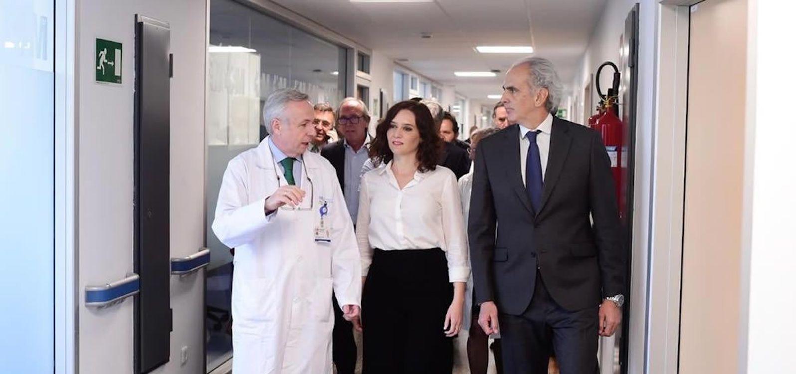 Isabel Díaz Ayuso en el hospital Ramón y Cajal. Comunidad de Madrid