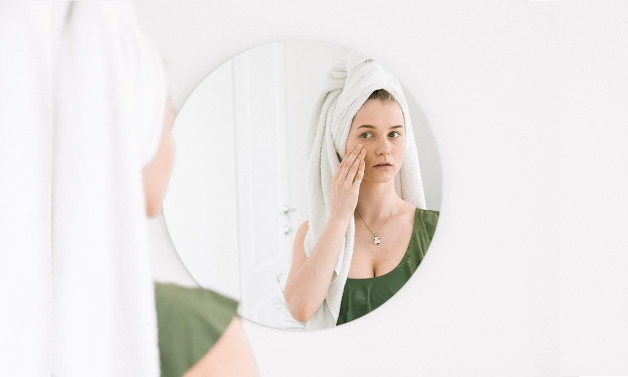 Cinco errores de maquillaje que te hacen mayor. Pexels