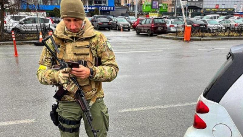 El extenista Sergiy Stakhovsk en la guerra en Ucrania.Foto del jugador difundida en Instagram