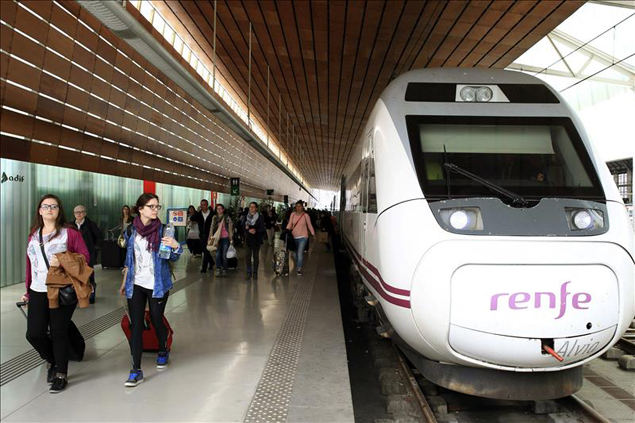 Renfe contratará a 2.500 empleados en los próximos dos años