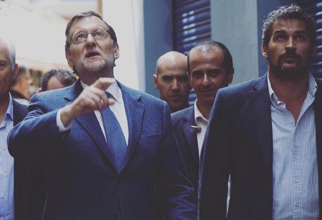 Ángel González (derecha) y Mariano Rajoy en una imagen de archivo