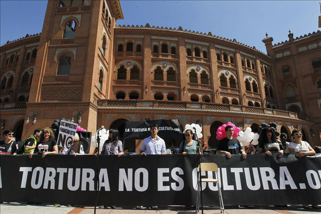 El ex torero 'Joselito' llama a Carmena “dictadora” y “progre” de mentira